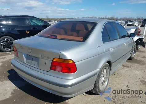 1999 BMW 528Ia z USA, uszkodzony, nr VIN WBADM6331XBY30948